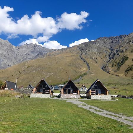 Kera Cottages Kazbegi Екстер'єр фото