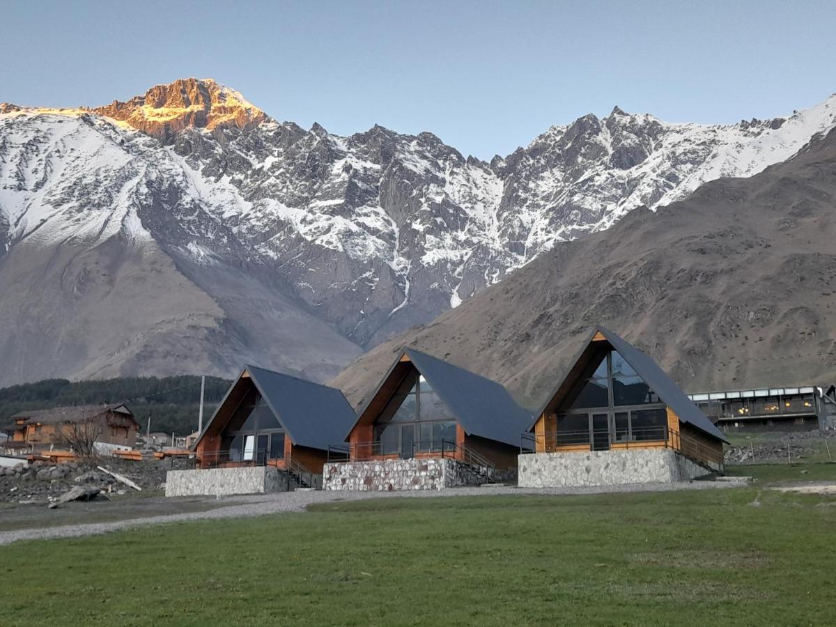 Kera Cottages Kazbegi Екстер'єр фото